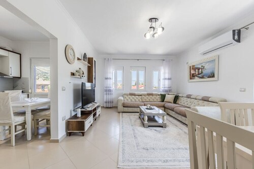 Hometown Apartment | 2