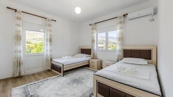 3 chambres, fer et planche Ă  repasser, Wi-Fi gratuit, draps fournis