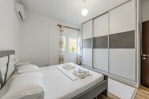 3 habitaciones, tabla de planchar con plancha y wifi gratis