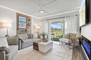 Smart-TV, Kamin, Musikbibliothek, Videothek