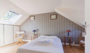 5 bedrooms