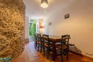 Dining - Family house in Pléneuf | 10 guests | Ref 1010 (PLENEUF VAL ANDRE)