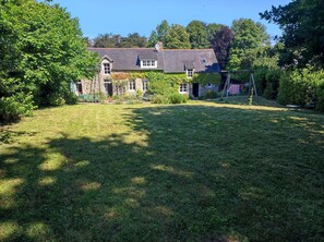 Exterior - 1010 Atypical stone house in La Ville Berneuf (PLENEUF VAL ANDRE)