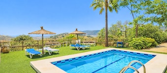 Cubo's Casa Rural Villa Aitana / private pool / near Caminito del Rey / free Wi-Fi