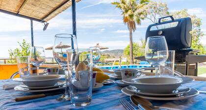 Cubo's Casa Rural Villa Aitana / piscine privée / près de Caminito del Rey / Wi-Fi gratuit