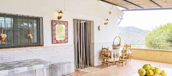 Cubo's Casa Rural Villa Aitana / piscina privata / vicino Caminito del Rey / Wi-Fi gratuito