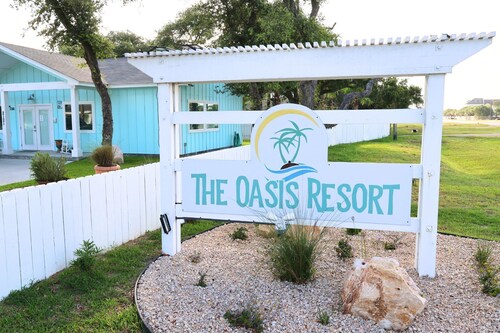 New Listing!  Oasis Bungalow