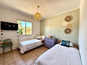 4 slaapkamers, reisbedje, wifi