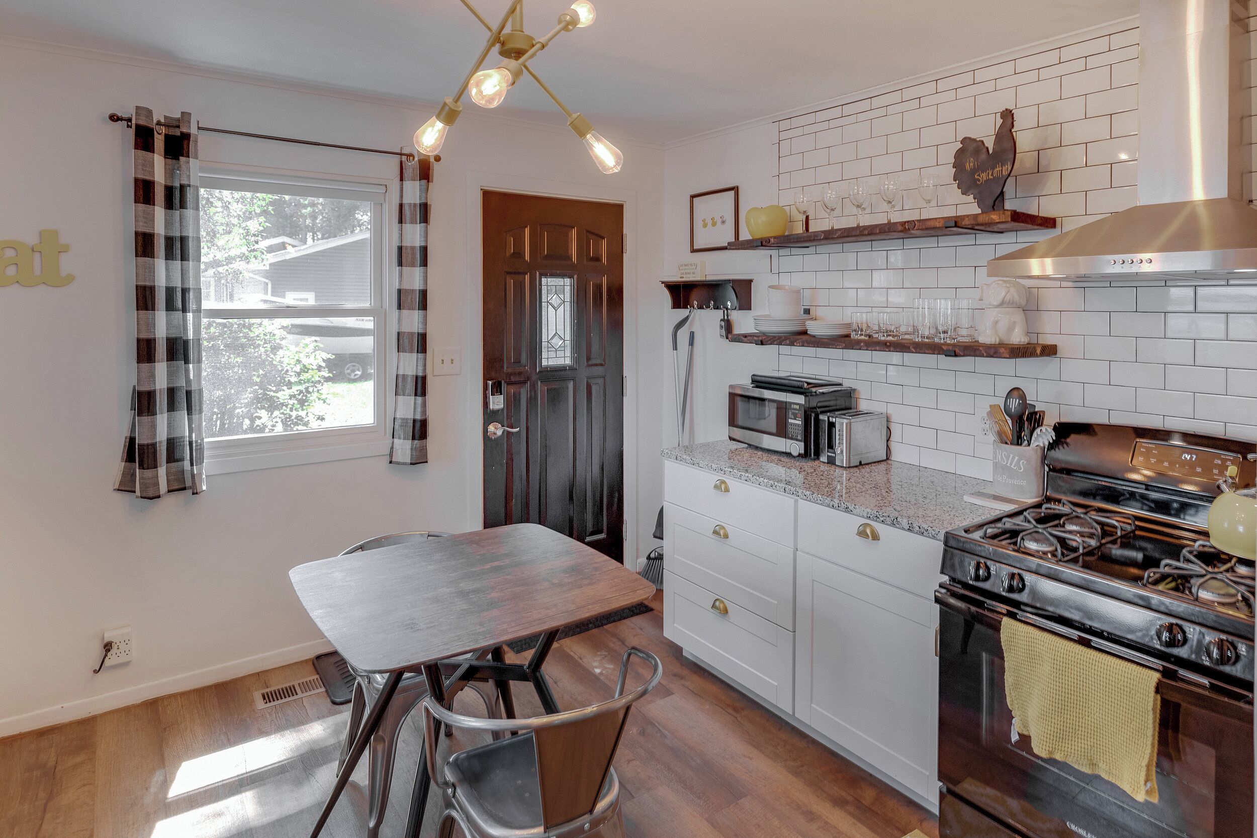 Microwave, oven, stovetop, dishwasher