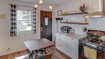 Microwave, oven, stovetop, dishwasher