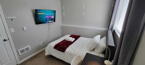 3 多间卧室、WiFi、床单