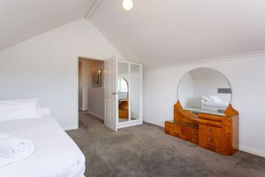 3 Schlafzimmer, Bügeleisen/Bügelbrett, kostenloses WLAN