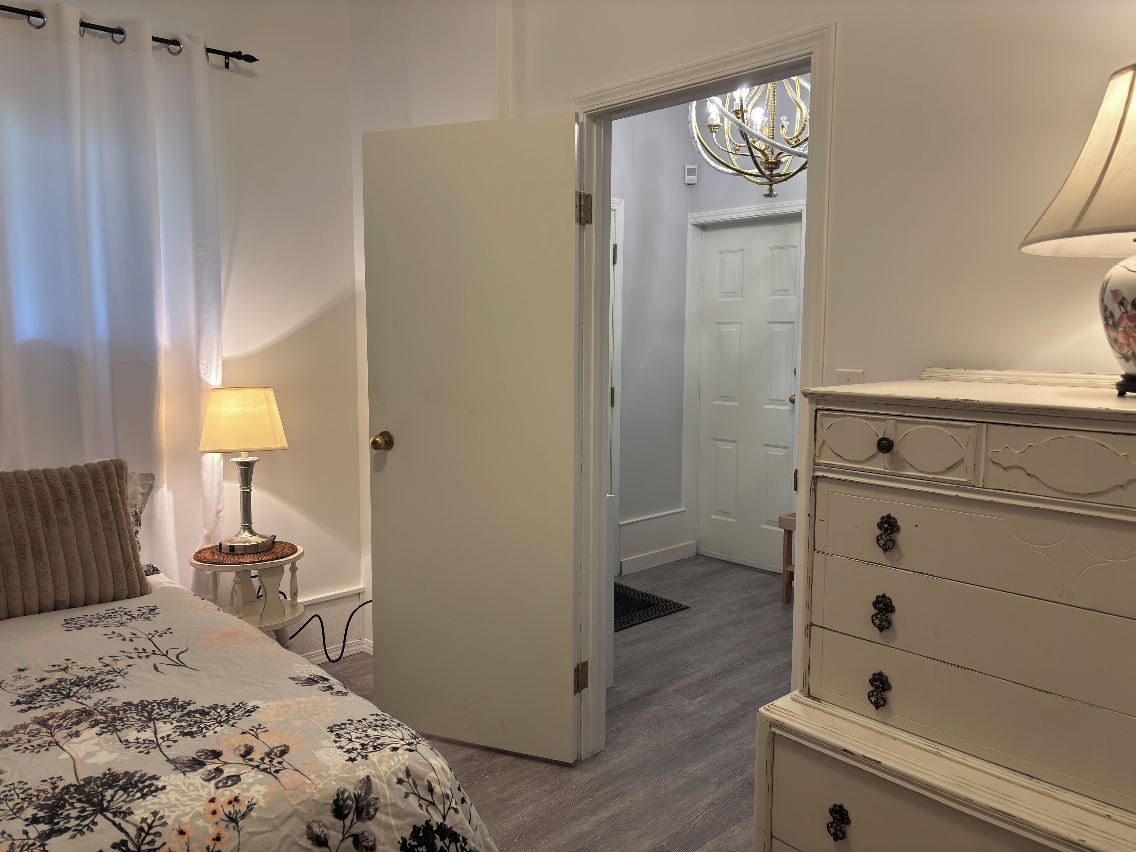 Chambre Simple Classique | Bureau, espace de travail pour ordinateur portable, Wi-Fi gratuit