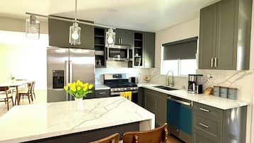 Microwave, oven, stovetop, dishwasher