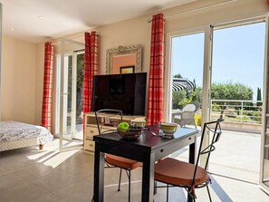 1 bedroom, Internet