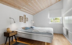 4 bedrooms, free WiFi