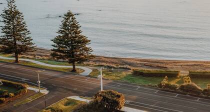 Kaikoura Beachfront Villa - KK87184