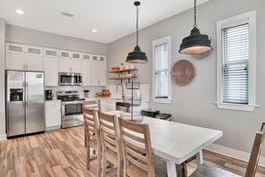 Fridge, microwave, oven, stovetop - 2 Mins to Beach | Pool View Retreat | Fully Loaded (Gulf Shores)