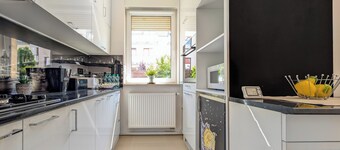Wrocław Escape Apartment with Garden
