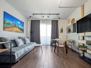 TV