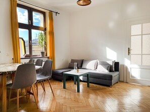 TV - Apartment with kitchen in the heart of Krakow, Szpitalna (Kraków)