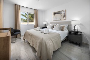 1 sovrum, värdeförvaringsskåp på rummet och strykjärn/strykbräda