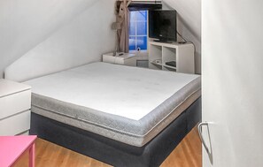 2 bedrooms, free WiFi