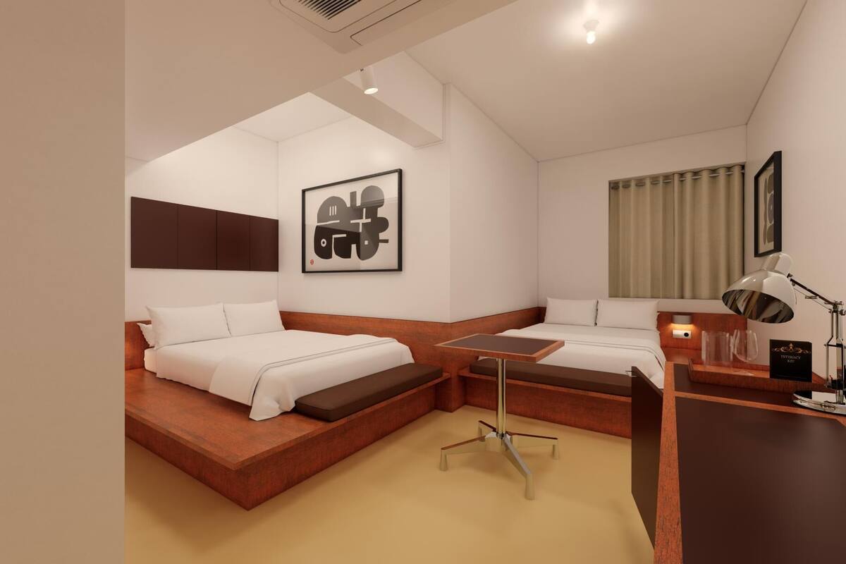 Family Studio, City View | Desk, blackout drapes, soundproofing, free WiFi