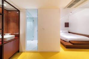 Familie studio, uitzicht op stad | Individueel gedecoreerd, individueel gemeubileerd, een bureau