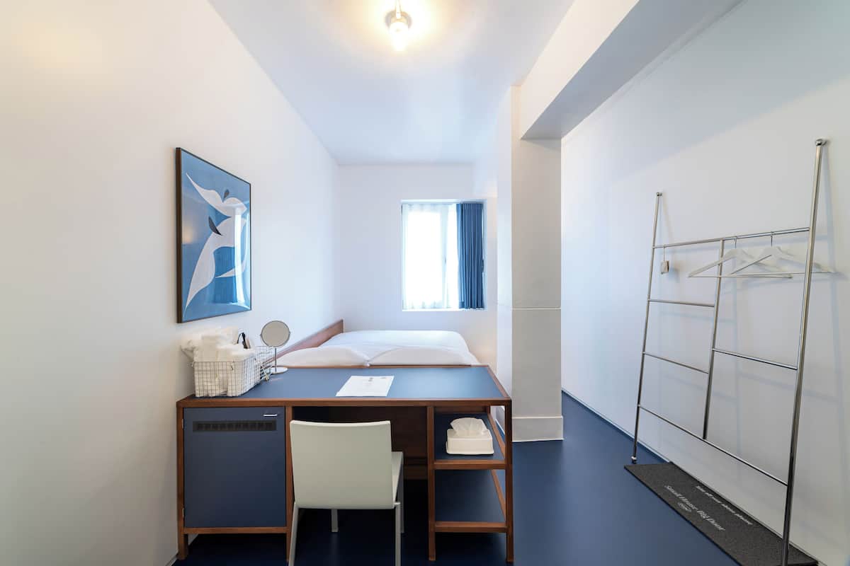 Standard Double Room, City View | Individually decorated, individually furnished, desk, blackout drapes