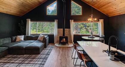 Downtown McCall Retreat – 4 Bed, 3 Bath Walkable Gem