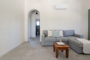 TV - Meraki House with private pool - Starlink (San Vito Dei Normanni)