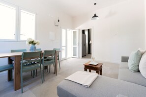 TV - Meraki House with private pool - Starlink (San Vito Dei Normanni)