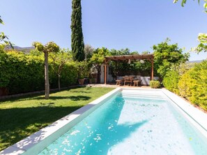 Pool - Beautiful house with pool in the heart of the Lecrín Valley (Restábal)