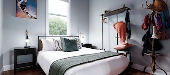 Work & Wander | Cottage w/ Dedicated Office