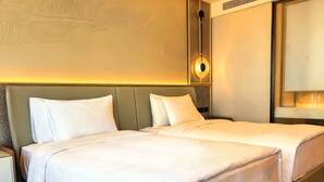 Double Room Single Use | In-room safe, laptop workspace, iron/ironing board (on request) - WANDA JIN Urumqi (Ürümqi)