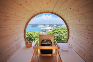 C-Bagus Room, Non Smoking | Individually decorated, desk, free WiFi