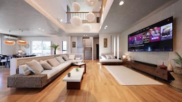 Villa, para no fumadores (Annex-Agung Suite) | Decoración personalizada, escritorio y wifi gratis