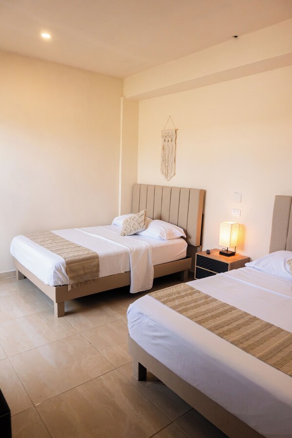 Comfort Double Room, 2 Queen Beds, Garden View