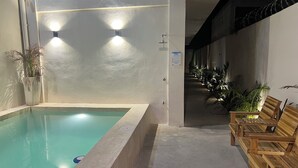 屋外プール
