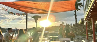Epic Days Outside • Stay @ Petal & Pine • Glacier N Park• Lakes • Peaks • Trails