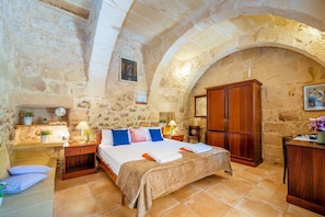 3 chambres, fer et planche Ă repasser, Wi-Fi gratuit, draps fournis