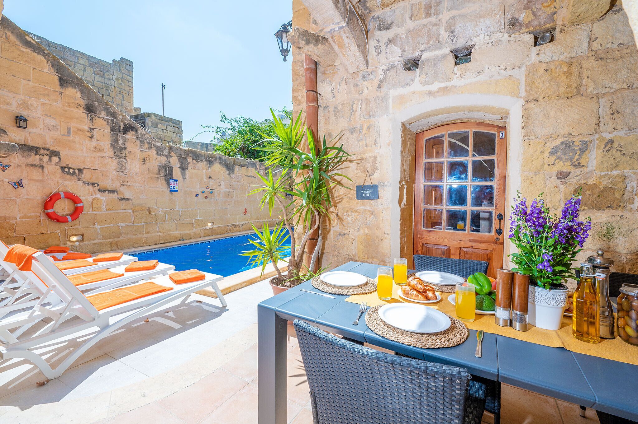 Restauration extérieure