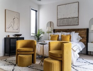 2 bedrooms, iron/ironing board, travel cot, free WiFi