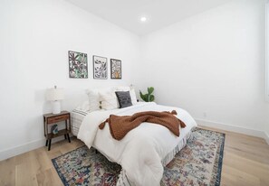 1 dormitorio, tabla de planchar con plancha, cuna de viaje y wifi gratis