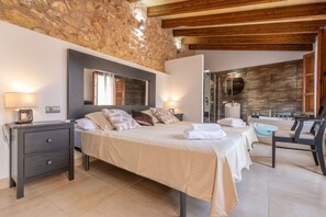 4 sovrum, strykjärn/strykbräda, gratis wi-fi och sängkläder