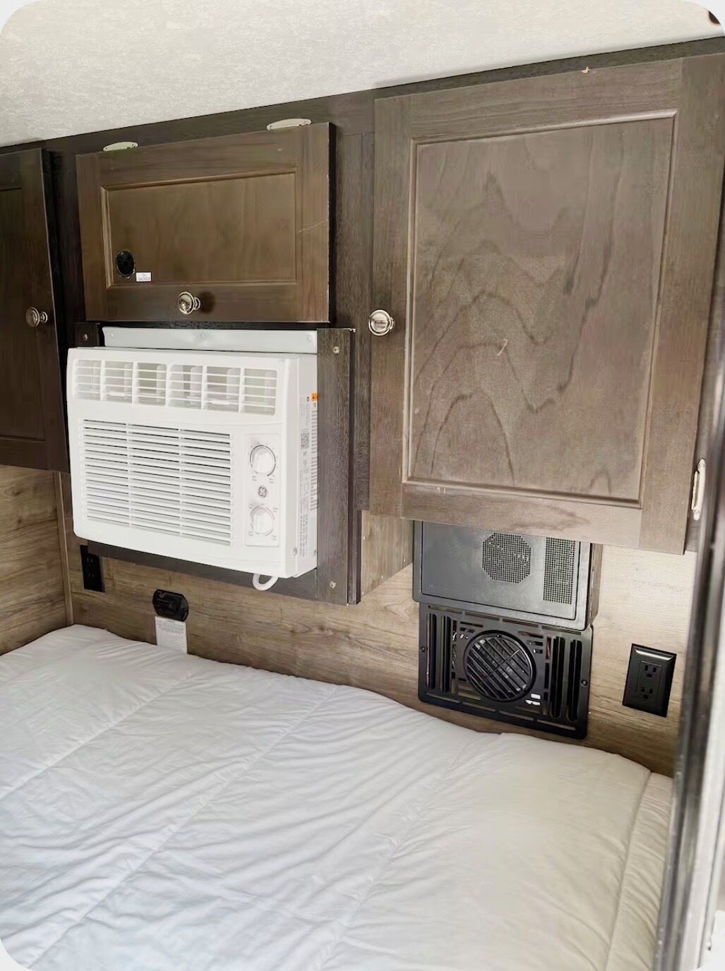 1 多间卧室、WiFi、床单