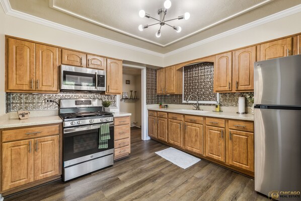 Microwave, oven, stovetop, dishwasher