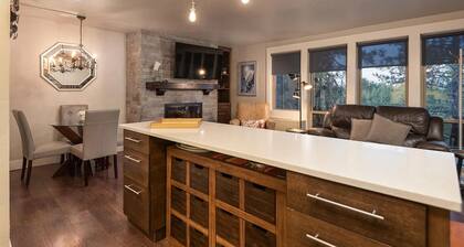 River & Ridge Retreat at Seventh Mountain Resort 1-bed/2-bath Condo