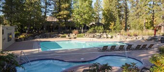 River & Ridge Retreat at Seventh Mountain Resort 1-bed/2-bath Condo
